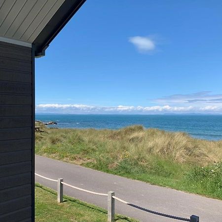 Beach Front Lodge Hopeman Bagian luar foto