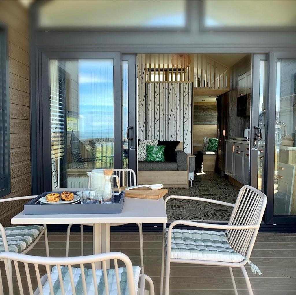 Beach Front Lodge Hopeman Bagian luar foto
