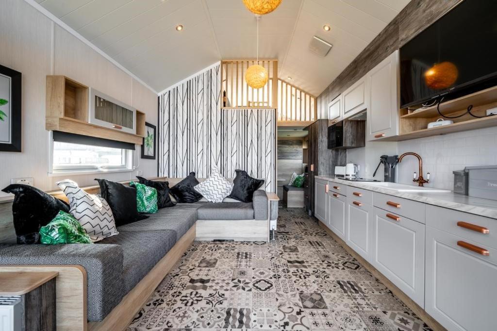 Beach Front Lodge Hopeman Bagian luar foto